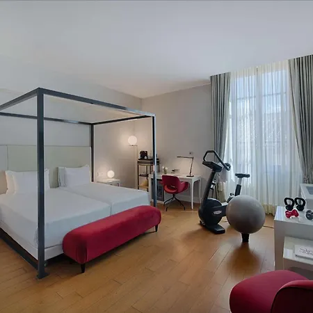 Nh Collection Porta Rossa Hotel