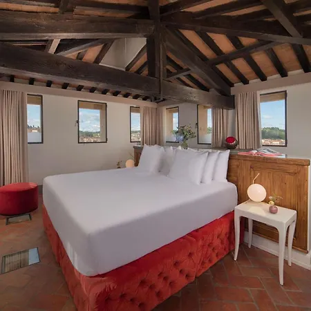 Nh Collection Porta Rossa Hotel 5*