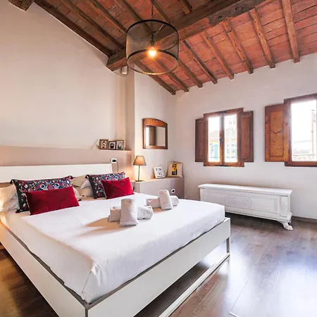 Apartment Urban Spirit Cozy And Modern