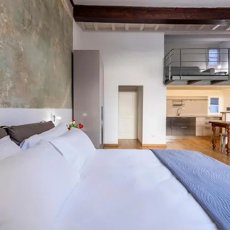 Bela Guest house *