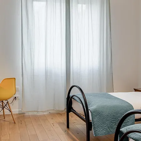 Rufus - Sweet Dreams In Apartamento *