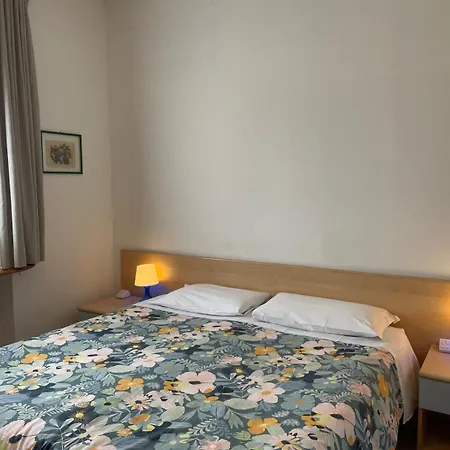 Girasole House 3* Florence
