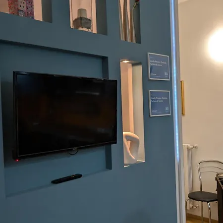 Апартаменты Lovely Open Spacecentrale Turismo & Work *