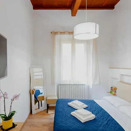 Florence Rooms Bed & Breakfast