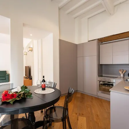 Apartment Keys Of Italy - Tornabuoni 5 Tot - Luxury *