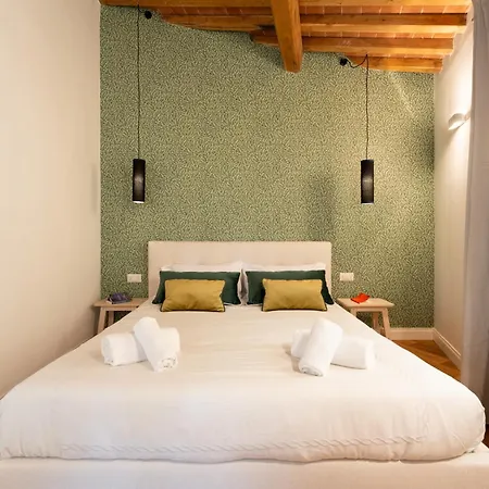 Keys Of Italy - Tornabuoni 5 Tot - Luxury *