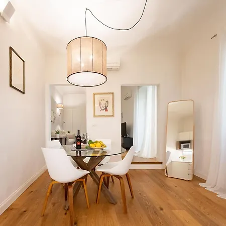 Keys Of Italy - Tornabuoni 5 Tot - Luxury Apartment