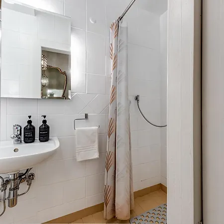 Romantica Residenza Sull'arno Апартаменты Флоренция