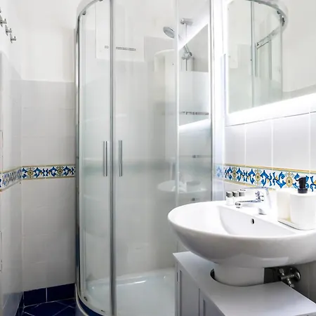 Apartment Pitti13 *