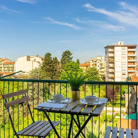 Toselli With Terrace Apartamento *