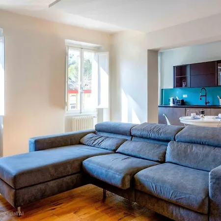 Contemporary Near Lungarno Cellini