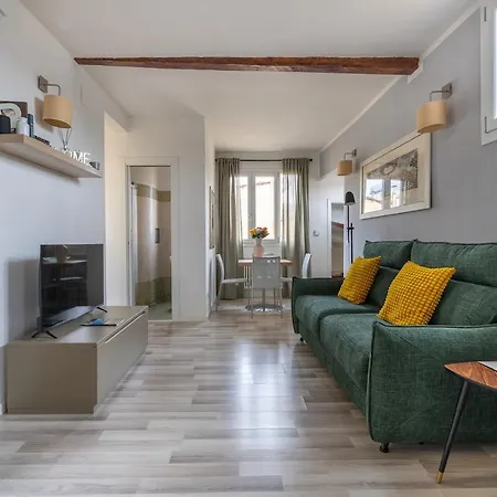 House On The Roof - Dolce * Florence