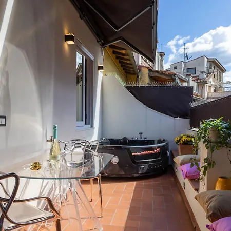 Appartamento Ponte Vecchio Terrace With Jacuzzi