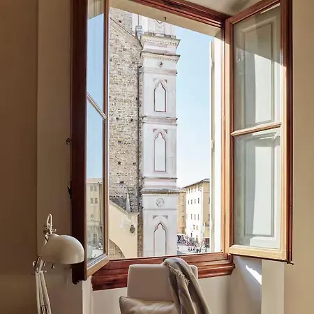 Dante Apartment *