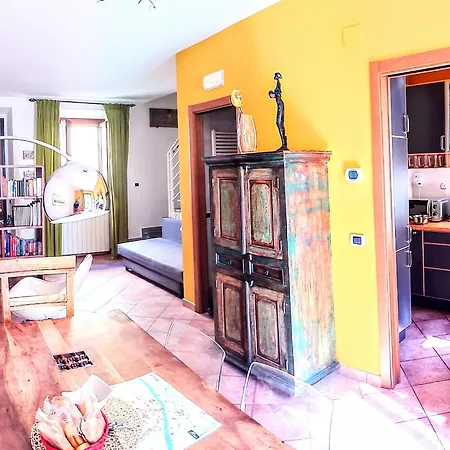 Apartment House Nubia, San Frediano, Near Ponte Vecchio, With Free Private Parking Lot