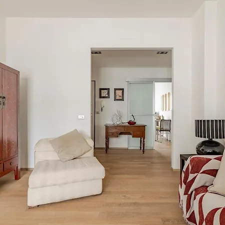 With A View And A Glass Of Wine! Apartment Florence
