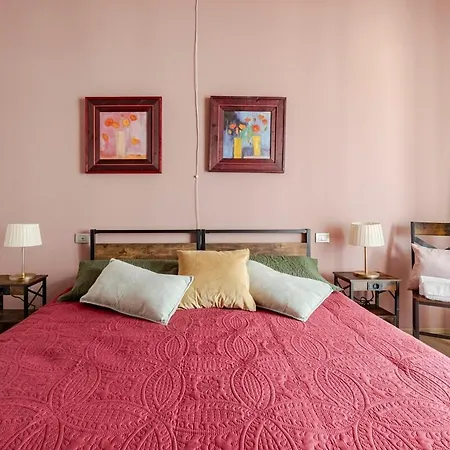 With A View And A Glass Of Wine! Apartment Florence