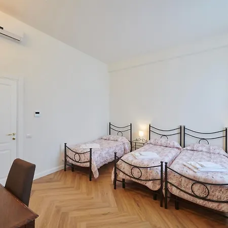 Hotel Casa Santo Nome Di Gesu 3*
