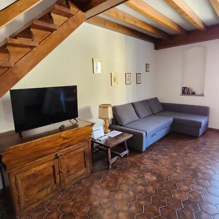 Ramaglianti Apartamento *