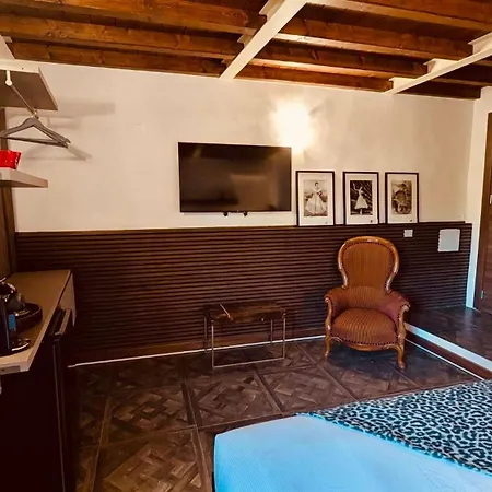 Bed & Breakfast Opus Tosca
