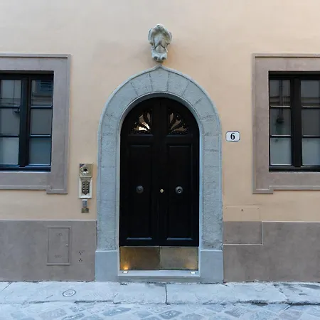 Palazzo Santa Monaca Ξενοδοχείο με διαμερίσματα *