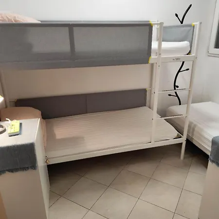 Affitta Mimi Family Hostel