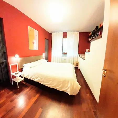 Apartment House Nubia, San Frediano, Near Ponte Vecchio, With Free Private Parking Lot