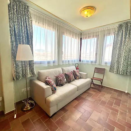 Florentine Penthouse By Florencehospitality Com Apartment