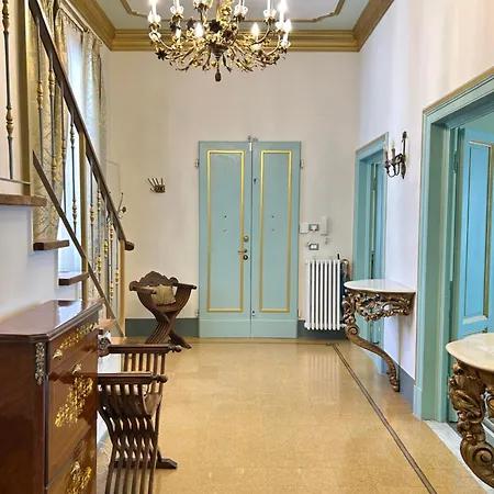 Florentine Penthouse By Florencehospitality Com Apartment Florence