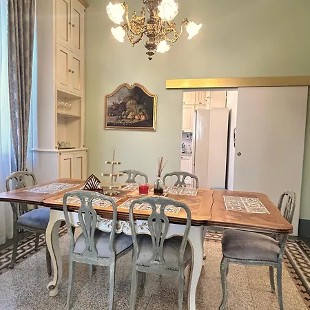 Apartment Florentine Penthouse By Florencehospitality Com Florence