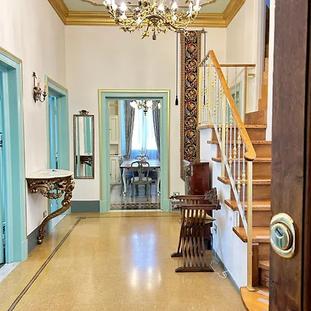 Apartment Florentine Penthouse By Florencehospitality Com Florence