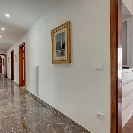 Fortezza Apartment *