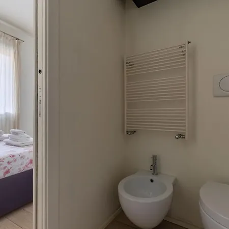 Apartment Style And Comfort In The Heart Of