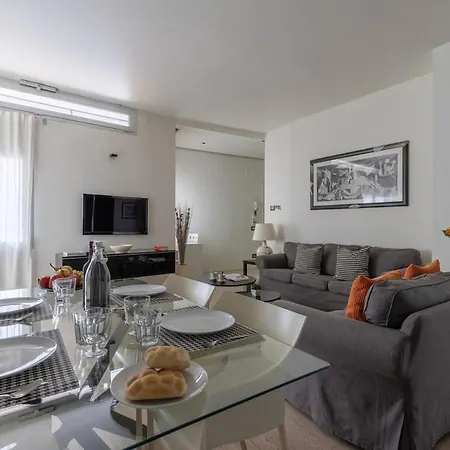 Style And Comfort In The Heart Of *