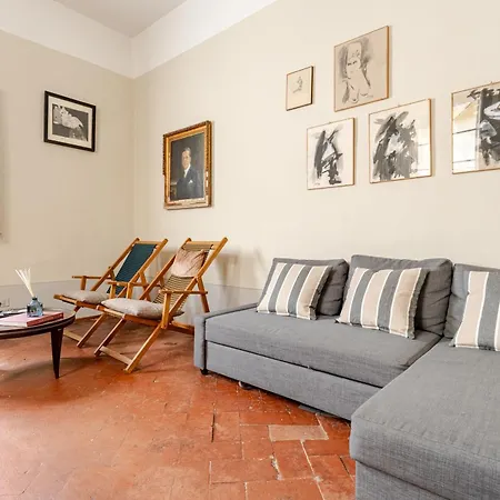 Lungarno Guicciardini Apartment Florence
