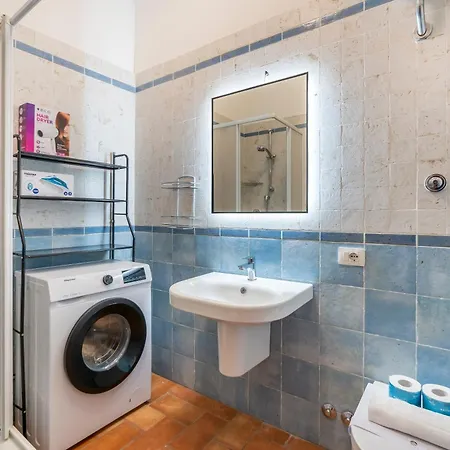 Vigna Nuova First Floor Apartment *