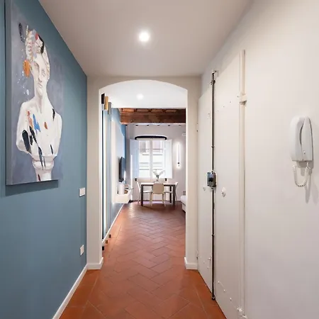 Keys Of Italy - Vigna 8 Blu- Newly Renovated Elegant 2 Bedr - Great Location In * Флоренция