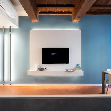 Keys Of Italy - Vigna 8 Blu- Newly Renovated Elegant 2 Bedr - Great Location In Апартаменты *