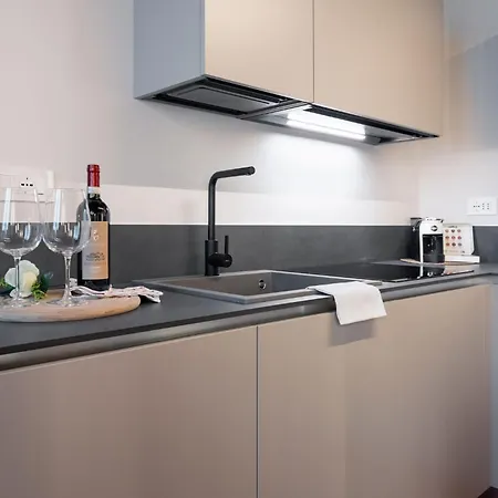Keys Of Italy - Vigna 8 Blu- Newly Renovated Elegant 2 Bedr - Great Location In Апартаменты *