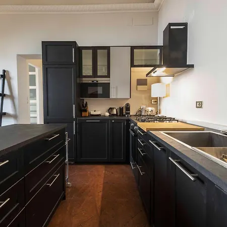 Classic Borgo Apostoli By Mmega *