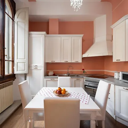 Speziali Apartamento *