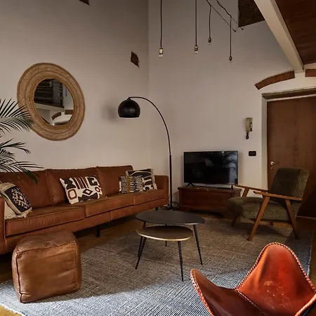 Apartment One Of A Kind Near The Duomo W/balcony Palace *