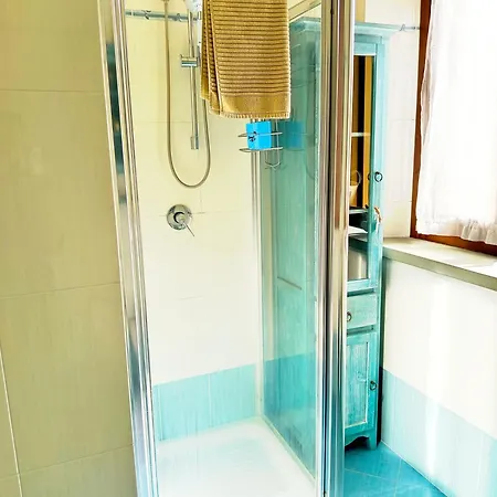 House Nubia, San Frediano, Near Ponte Vecchio, With Free Private Parking Lot