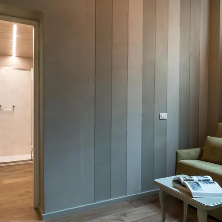 Gogo' Petit Otel