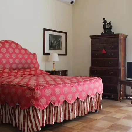 Apartment Art Montebello Family Florence