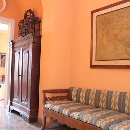 Art Montebello Family Apartment