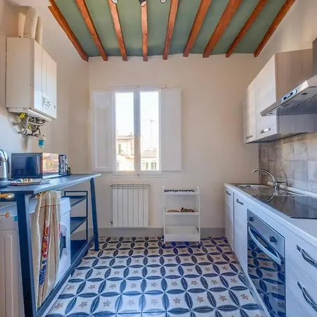Stylish Flat In Tower Donati, 5 Min From Duomo * Φλωρεντία