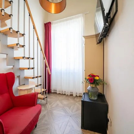 Pensjonat Residenza Conte Di Cavour & Rooftop Florencja