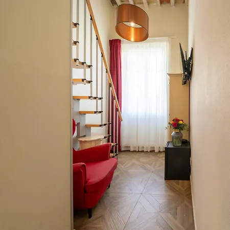 Pensjonat Residenza Conte Di Cavour & Rooftop 2*