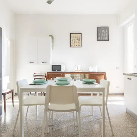 Apartment Three-bedroom Florence